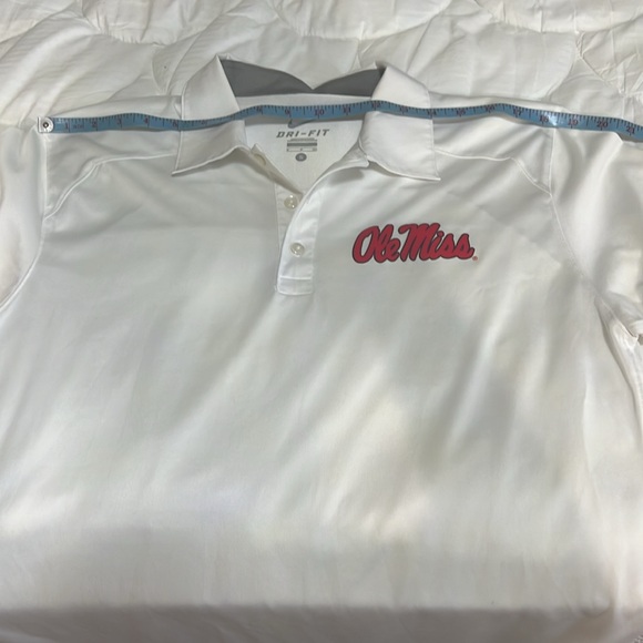 Nike Dri Fit Like New Condition Ole Miss with Rebels on the Back Shirt Size: S - Picture 10 of 11